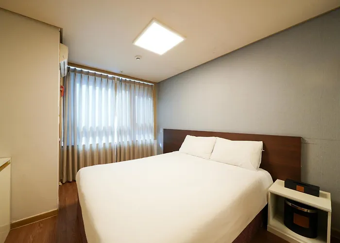 Aventree Yeouido Hotel 3*
