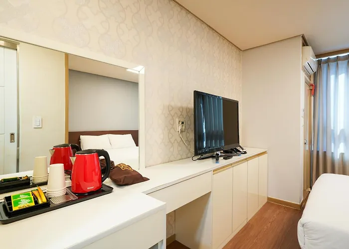 Aventree Yeouido 3* 首爾