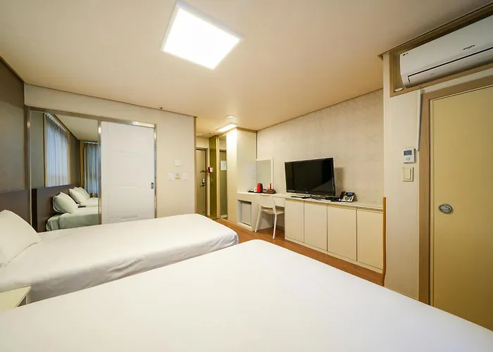 Aventree Yeouido 3* 首爾