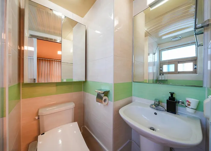 Aventree Yeouido 3*