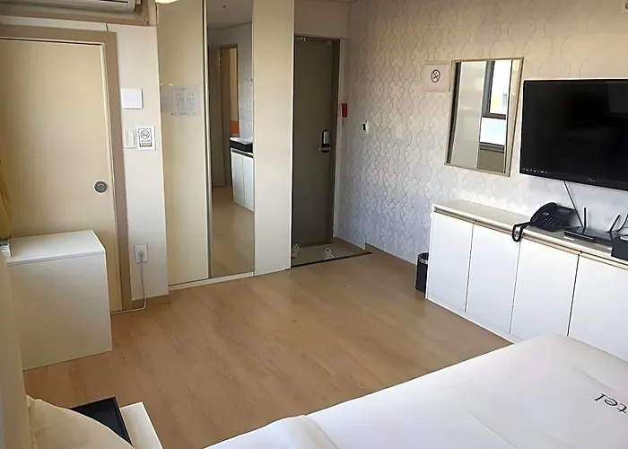 Aventree Yeouido 首爾
