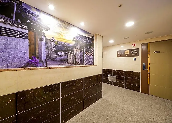 Aventree Yeouido 3*